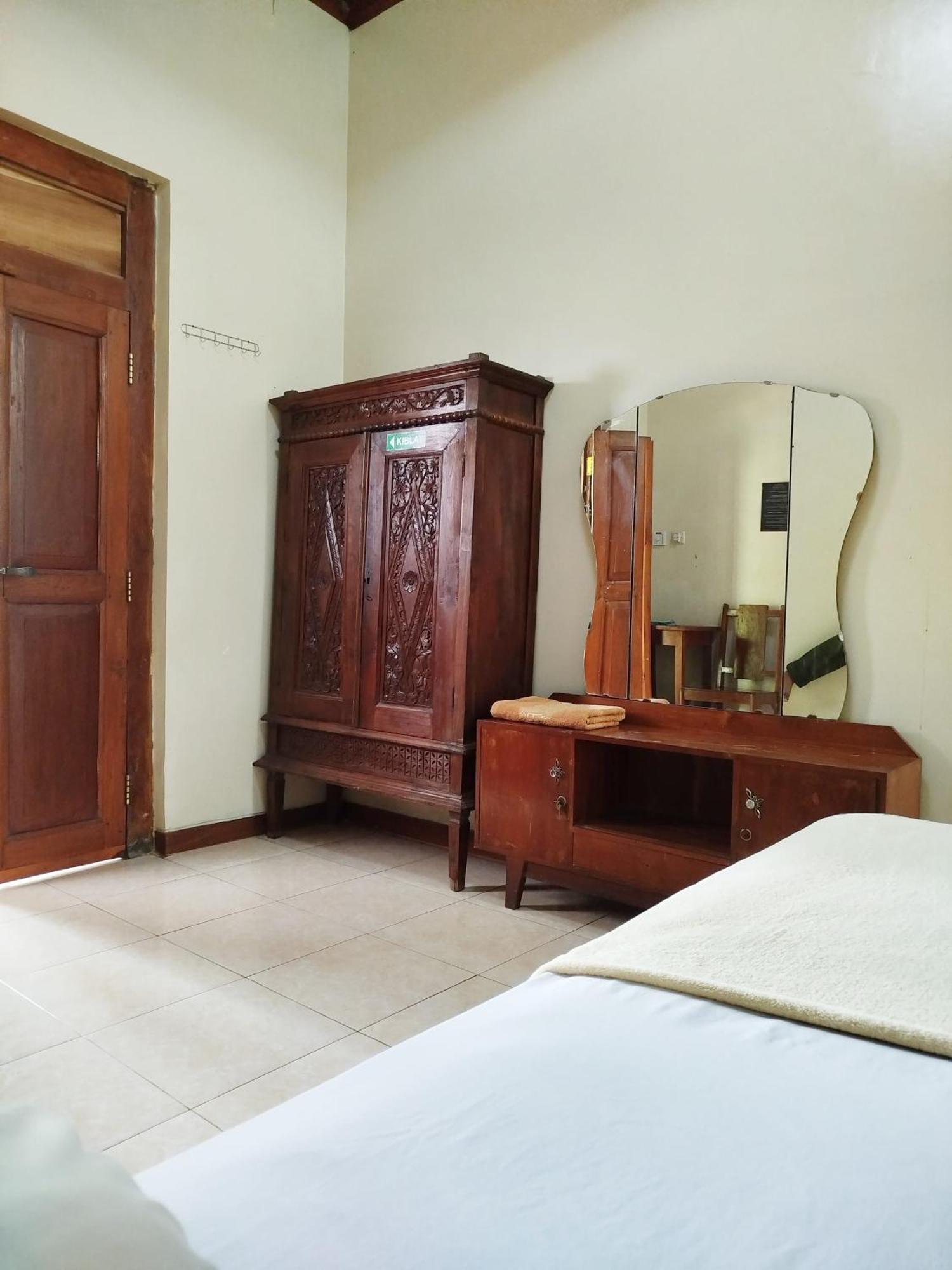 Dapur Ethnic Homestay Бантул Экстерьер фото