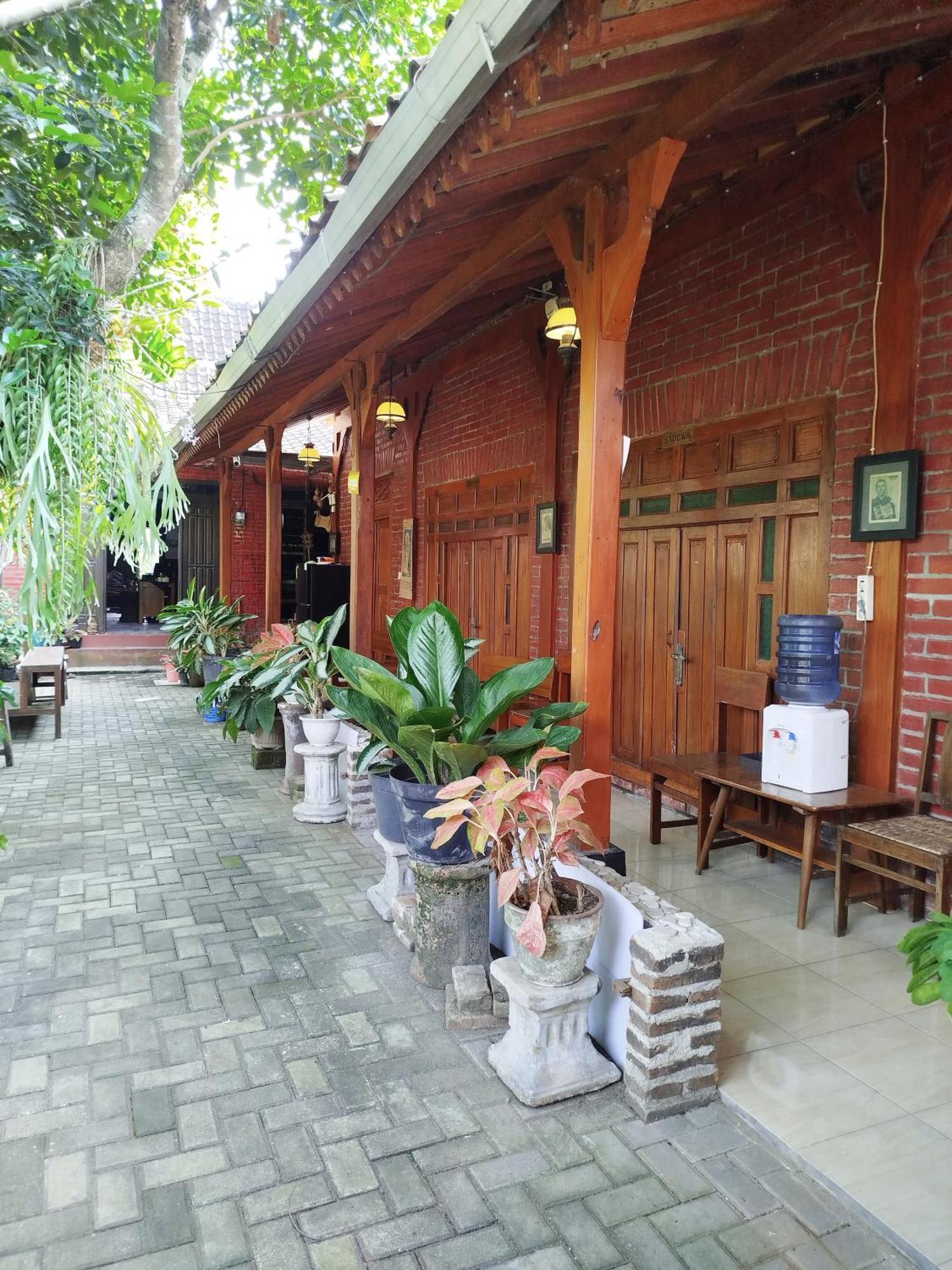 Dapur Ethnic Homestay Бантул Экстерьер фото